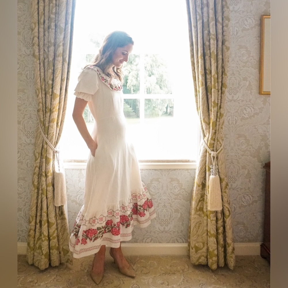 BEULAH LONDON 100% Linen Embroidered Modest Romantic Feminine Dress Size US8 NWT